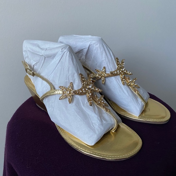 Gold    Wild Rose   Sandals - Picture 3 of 8